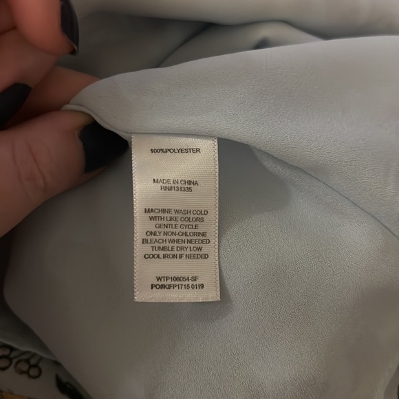 Light blue floral camisole top - Picture 4 of 4